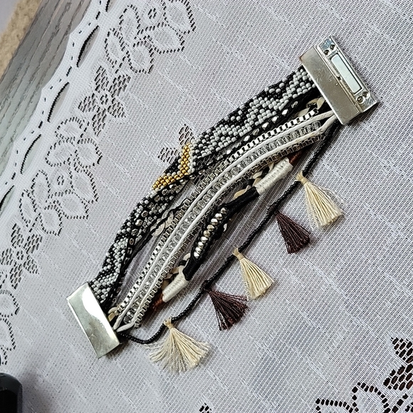 Plunder Bracelet - Black, White,Gold, Silver,Brown Layers - Picture 4 of 7